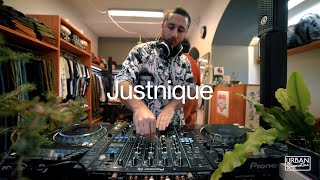 Justnique for Dischinvetrina @Urbansuperstore - 11.11.23