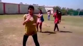 Sapna chaudhary se bhi jyada hot dance