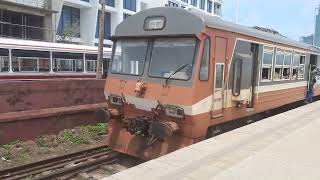 Maradana to Kalutara South train Leave from Kollupitiya railway station at 12.51 pm / 2022.08.14