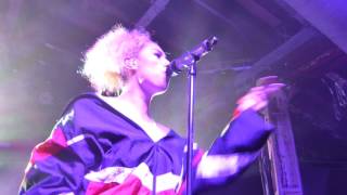 Raye - Gotta Get Thru This (Daniel Beddingfield Cover) (HD) - XOYO - 09.02.17