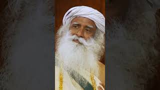 शहरातलं प्रदूषण की गावातली मोकळी हवा? निवड तुमची आहे! | Sadhguru Marathi