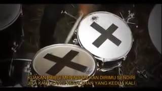 Download Mp3 Lacy Band Tetap Mencintai Official MV