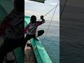 Pakai udang api bercam macam ikan yang diselamatkan di kedalaman 5 meter coyy #tlure