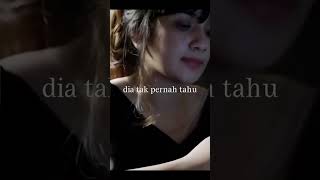 Dia Tak Pernah Tahu by Risin Black Hole