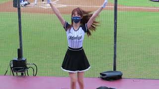 2022.05.22 桃園球場 馮健庭應援 Rakuten girls yuri陳怡叡