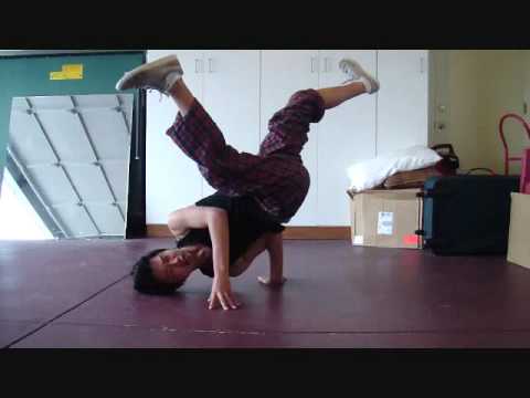 Breakdance How To: Baby Freeze Tutorial/Guide - YouTube