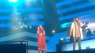 A R Rahman Live In Concert Mumbai 2012- Madmohoni and tu muskura