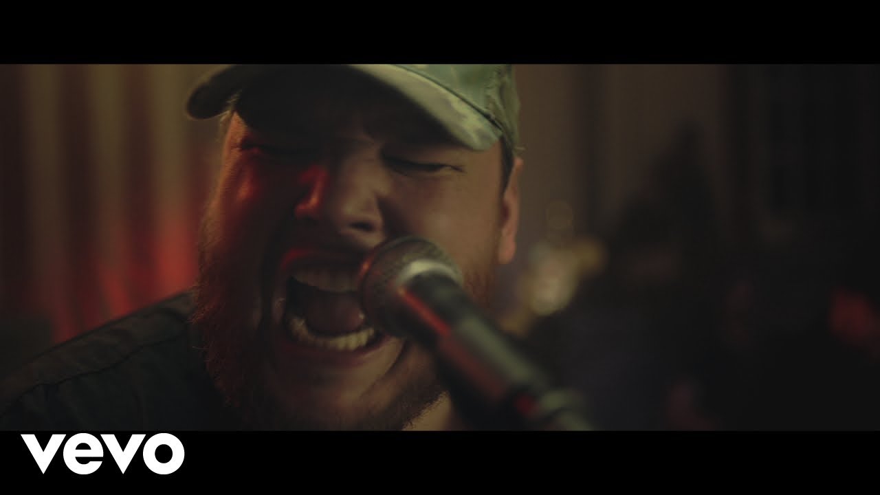 Luke Combs - Beer Never Broke My Heart Luke Combs - Beer Never Broke My Heart