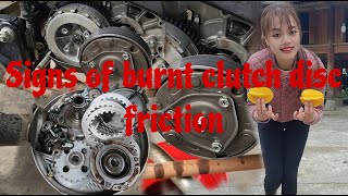 Techniques and experience repair motorcycle clutches, signs of burnt clutch disc friction.