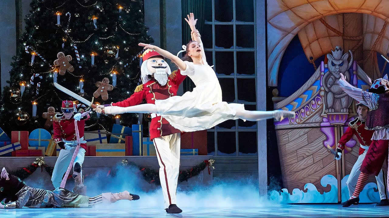 The Nutcracker | Christmas Comes To Life - YouTube