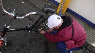 Fahrrad statt Benzer | SLAVIK JUNGE