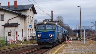 Trzydziestodwuosiowy wagon Norca 32 z ET22-1078 PKP Cargo na czele w Nakle Śląskim