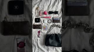 What’s in my bag?✨ #newvideo #shorts #whatsinmybag #girlythings