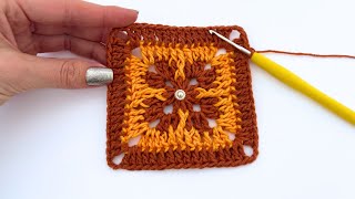 SQUARE WITH CROCHET RELIEF