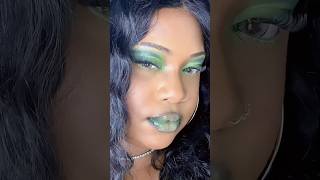 | Enchanting Green Eyeshadow Glam ✨ #makeuplover #greeneyeshadow #brownskinmakeup 💚💚💚