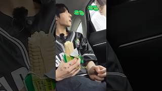 Jungkook Eating Corn Ice Cream And Joking With Jimin 😂😂 #shorts#jungkook#jimin