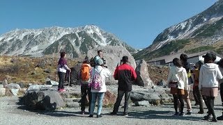 立山黒部アルペンルート(4) 室堂から立山を望む Tateyama Kurobe Alpine Route