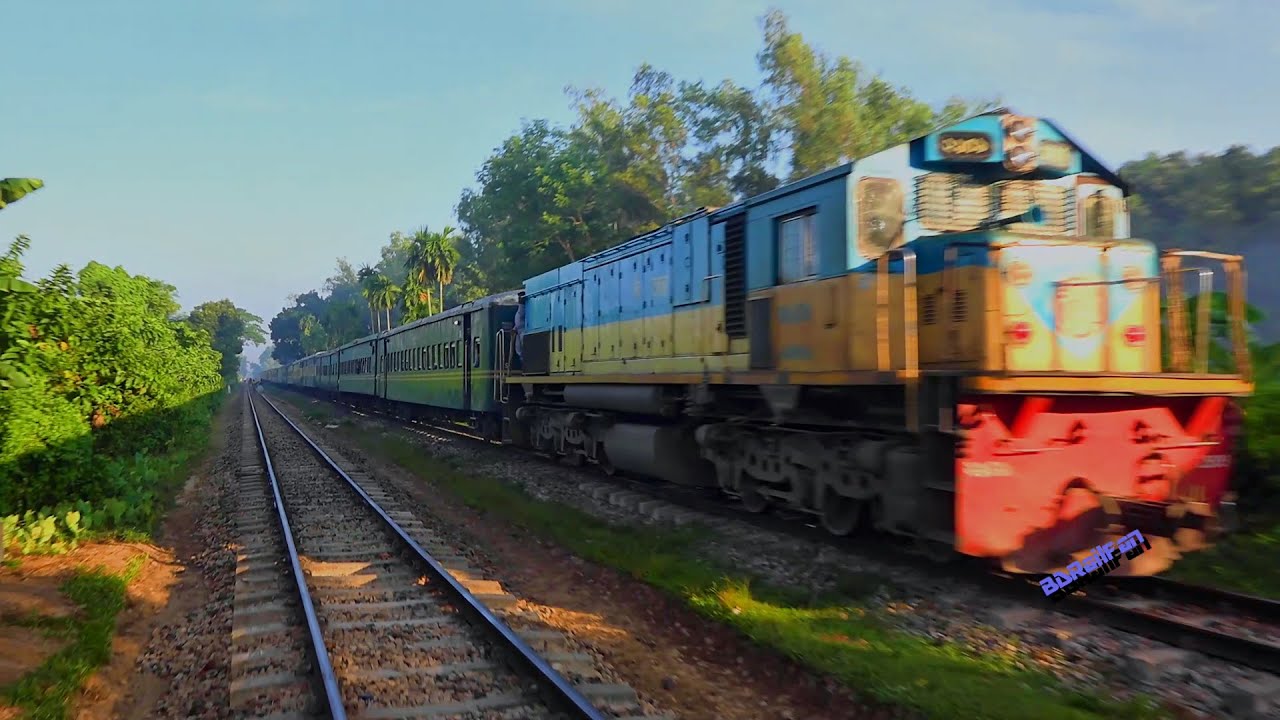 Highly Aggressive Chittagong Mail Train (Dhaka To Chittagong) Running ...