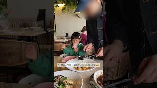 Eating out with two children under two 아기 둘이랑 외식 현실 #vlog