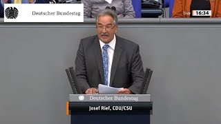 Bundestag kürzt Land­wirtschaftsetat von Minister Özdemir