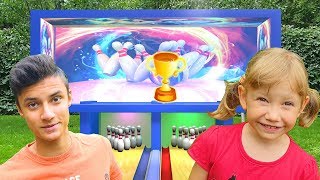 Alena and Pasha play a sports game