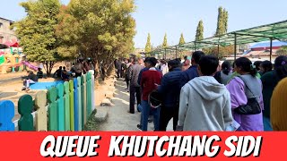 HUGE RUSH DURING ADMISSION - NO ONLINE ADMISSION FACILITY