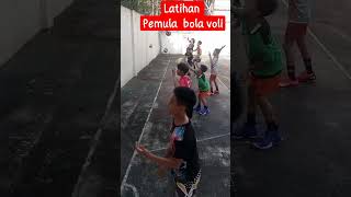 latihan bola voli pemula