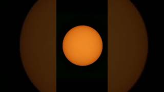 (｡♡‿♡｡) watching suns spot using solar filter