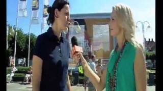 Kulisy Sopot Hit Festiwalu 2009 dla TVP2. Prowadzenie: Katarzyna Olubińska