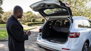 Ep 2. Carsales Challenge: See what Hyundai Tucson owner, Baffour, thinks of the Renault Koleos.