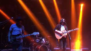 Noah Kahan - Please (Live)