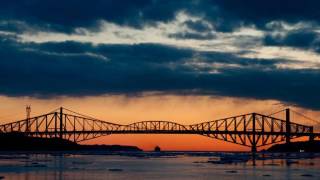 The Quebec Bridge is a riveted steel truss structure wide Cantilever arms i Canada