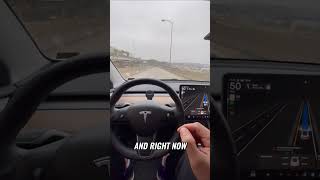 Incredible 🤖 Tesla Decision-Making in Rainy Conditions! 🌧️