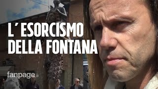 "Quella fontana evoca Satana": in paese arriva l'esorcista e sale la tensione