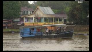 MENYUSURI KAMPUNG WISATA BULUH CINA