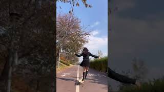 가을을 배경으로 롱보드타기/ 롱보드타기 좋은 계절 가을/ #longboard #롱보드 #롱보드댄싱 #롱보드초보 #롱보드타는여자 #K-longboard #longboardgirl