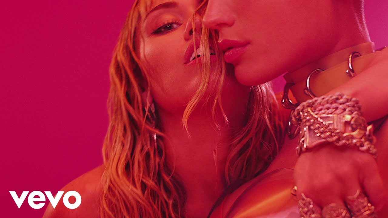 Miley Cyrus - Mother's Daughter Miley Cyrus - Mother's Daughter