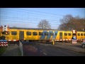 spoorwegovergang wierden dutch railroad crossing