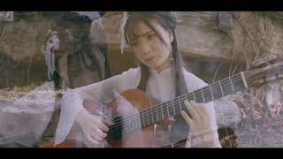 Unstained - Guitar by Chinese Young Beauty Chen Xi (《不染》吉他版 国风美少女陈曦)