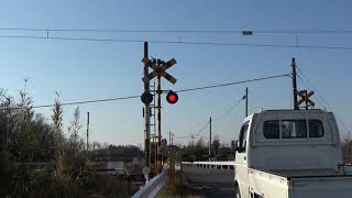 【踏切と電車】JR両毛線　出流原街道踏切