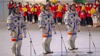 See-off ceremony held for taikonauts of Shenzhou-15 mission