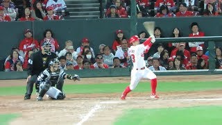 H30.10.28　日本シリーズ　5回裏　菊地：左安で1死1塁　第2戦　広島×ソフトバンク　マツダスタジアム