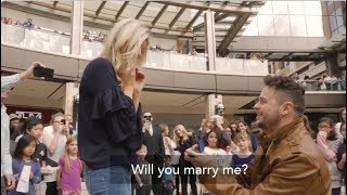Violinist Proposes With Flash Mob Children’s Choir