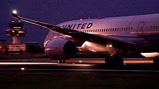 United Airline's Boeing 787 golden hour arrival at Tahiti Int'l-