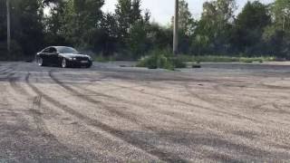 Trying donuts and drift with my BMW e92 335i | 19inch BBS LM style | Performance exhaust