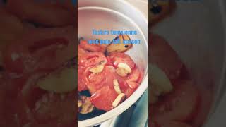 préparation tastira Tunisienne avec de pain fait maison #shorts #spotlight #instagramfood #cuisine