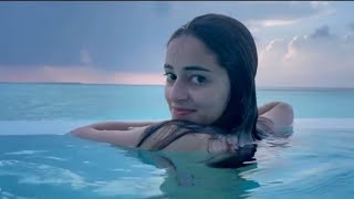 Ananya pandey swimming | pr Bollywood videos | HotVideos | Ananya pandey hot video | Beautiful Girls