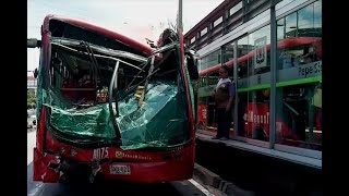 Choque de dos buses de Transmilenio en estación Pepe Sierra deja 11 heridos | Noticias Caracol