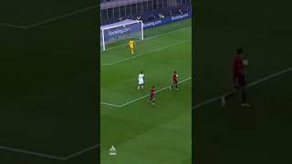 Paul Pogba furious at Pavard for not giving him a option 🤬