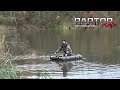 bait boat the raptor unhooking mat das futterboot die abhakmatte von raptorboats